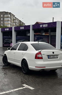 Лифтбек Skoda Octavia 2011 в 