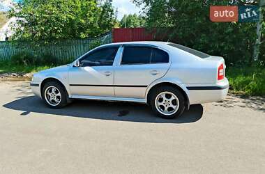 Лифтбек Skoda Octavia 2004 в 