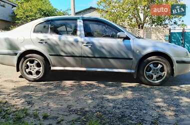 Лифтбек Skoda Octavia 2004 в 
