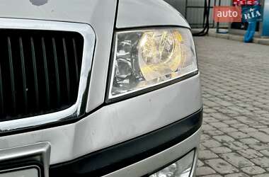 Лифтбек Skoda Octavia 2004 в 