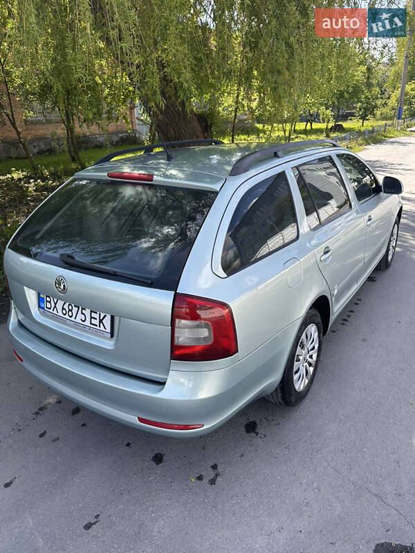 Универсал Skoda Octavia 2009 в Староконстантинове