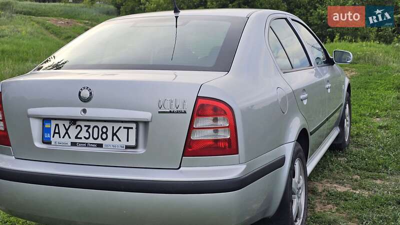 Лифтбек Skoda Octavia 2004 в Полтаве