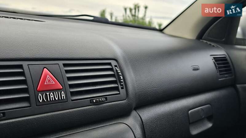 Лифтбек Skoda Octavia 2004 в Полтаве