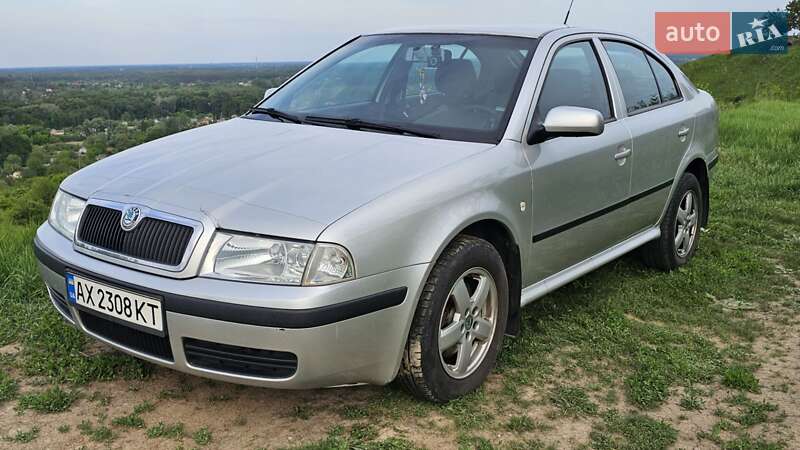 Лифтбек Skoda Octavia 2004 в Полтаве