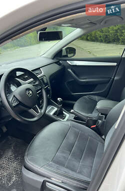 Ліфтбек Skoda Octavia 2018 в 