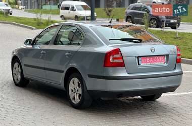 Лифтбек Skoda Octavia 2005 в 