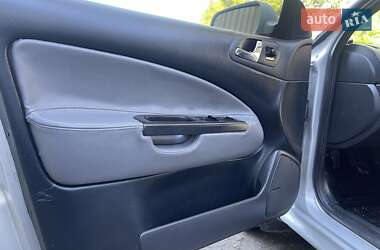 Универсал Skoda Octavia 2001 в 