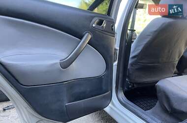 Универсал Skoda Octavia 2001 в 