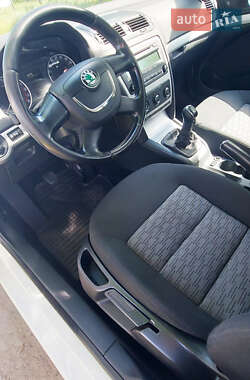 Универсал Skoda Octavia 2012 в 