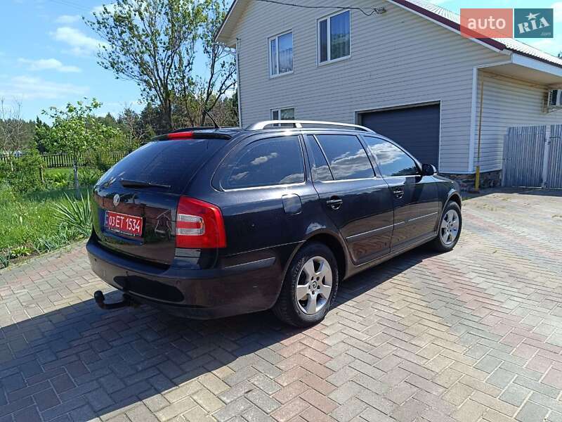 Універсал Skoda Octavia 2008 в Сарнах