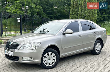Лифтбек Skoda Octavia 2012 в 
