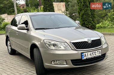 Лифтбек Skoda Octavia 2012 в 