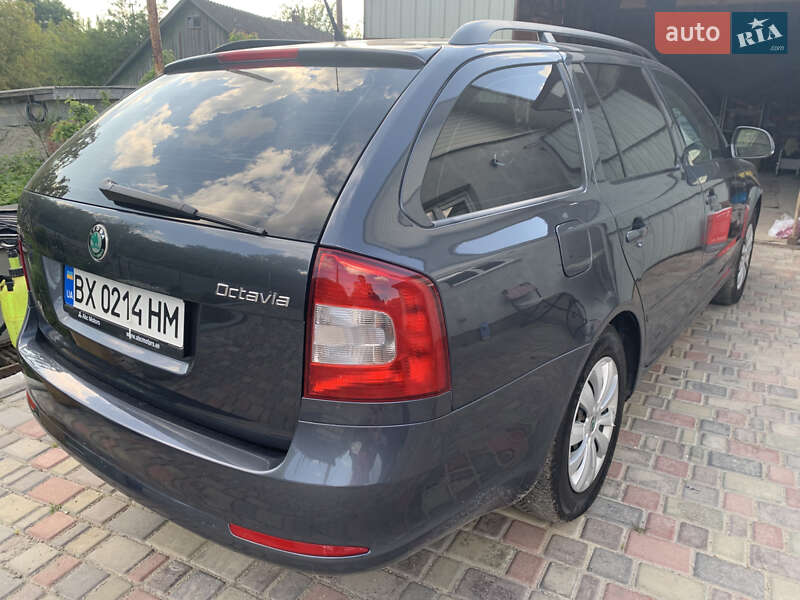 Універсал Skoda Octavia 2011 в Дунаївцях