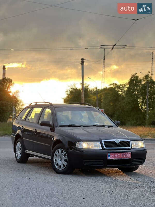 Універсал Skoda Octavia 2004 в Луцьку