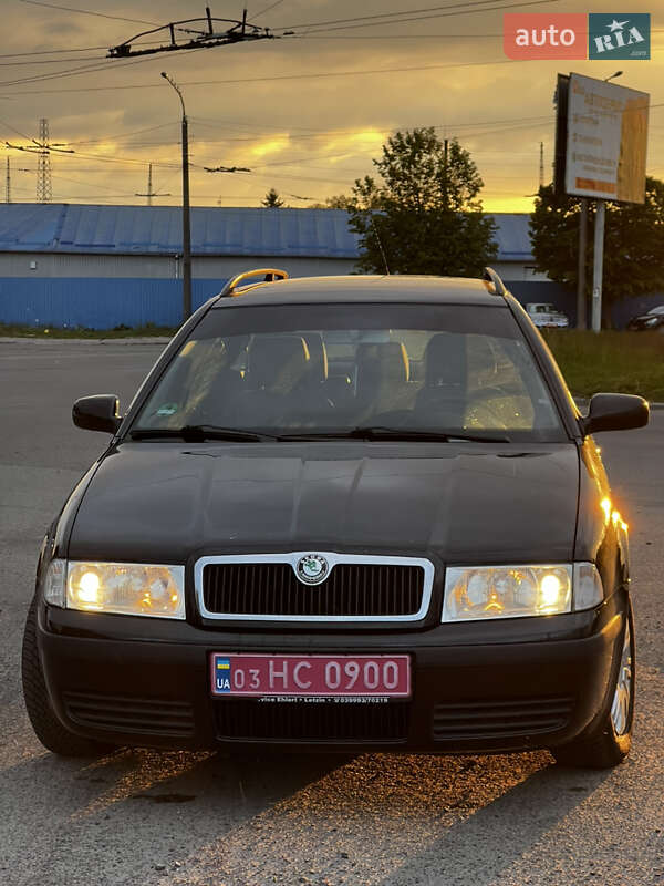 Універсал Skoda Octavia 2004 в Луцьку
