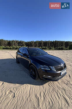 Универсал Skoda Octavia 2019 в 