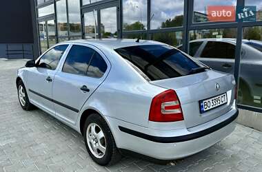 Лифтбек Skoda Octavia 2008 в 