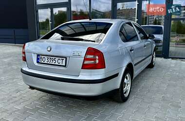 Лифтбек Skoda Octavia 2008 в 