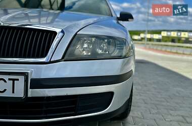 Лифтбек Skoda Octavia 2008 в 