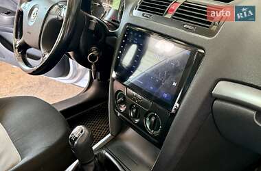 Лифтбек Skoda Octavia 2008 в 