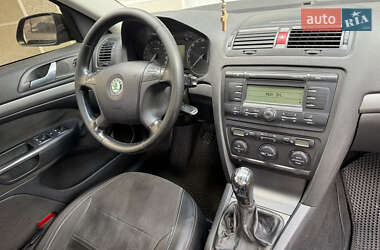Ліфтбек Skoda Octavia 2006 в 