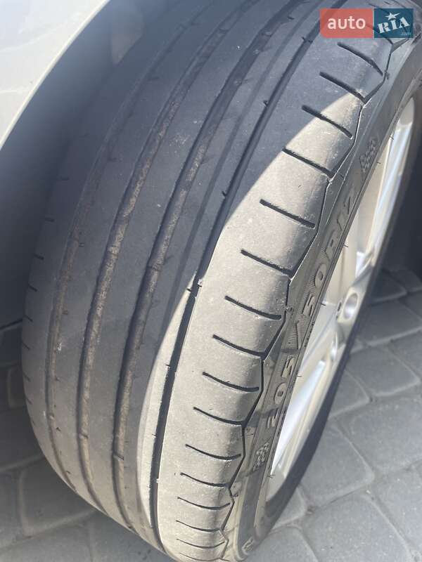 Універсал Skoda Octavia 2014 в Вінниці