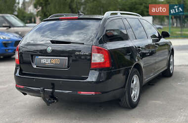 Универсал Skoda Octavia 2011 в 