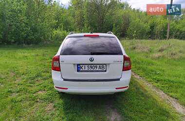 Універсал Skoda Octavia 2012 в 