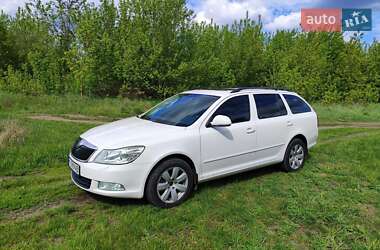 Універсал Skoda Octavia 2012 в 