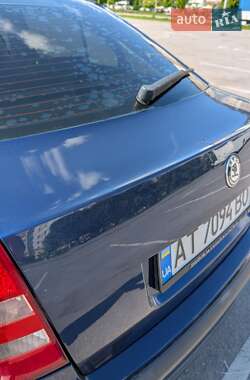 Лифтбек Skoda Octavia 2008 в 