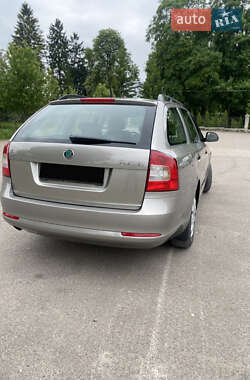 Универсал Skoda Octavia 2013 в 