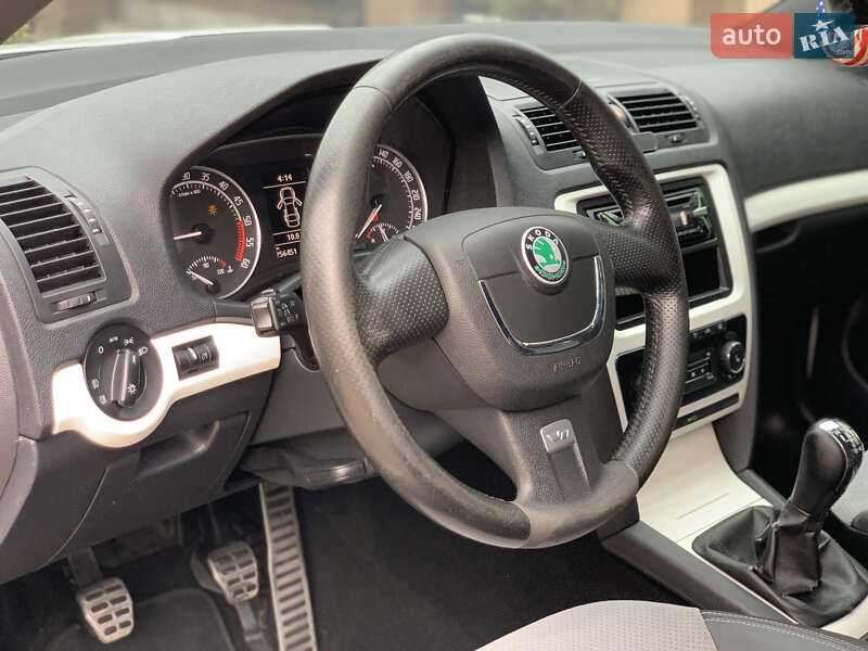 Універсал Skoda Octavia 2009 в Івано-Франківську