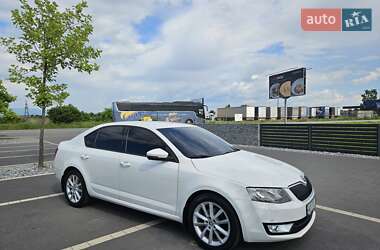 Ліфтбек Skoda Octavia 2015 в Мукачевому