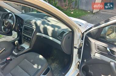 Лифтбек Skoda Octavia 2010 в 