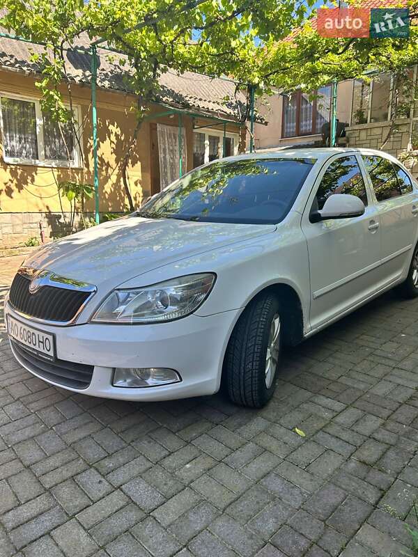 Лифтбек Skoda Octavia 2010 в Мукачево