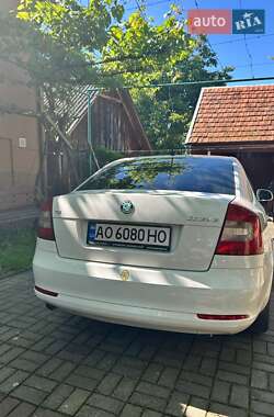 Лифтбек Skoda Octavia 2010 в 
