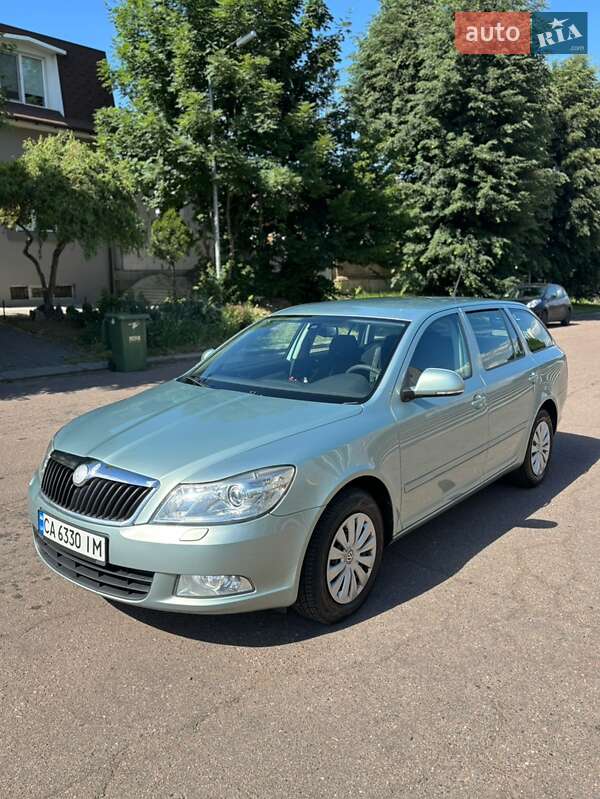 Универсал Skoda Octavia 2009 в Черкассах