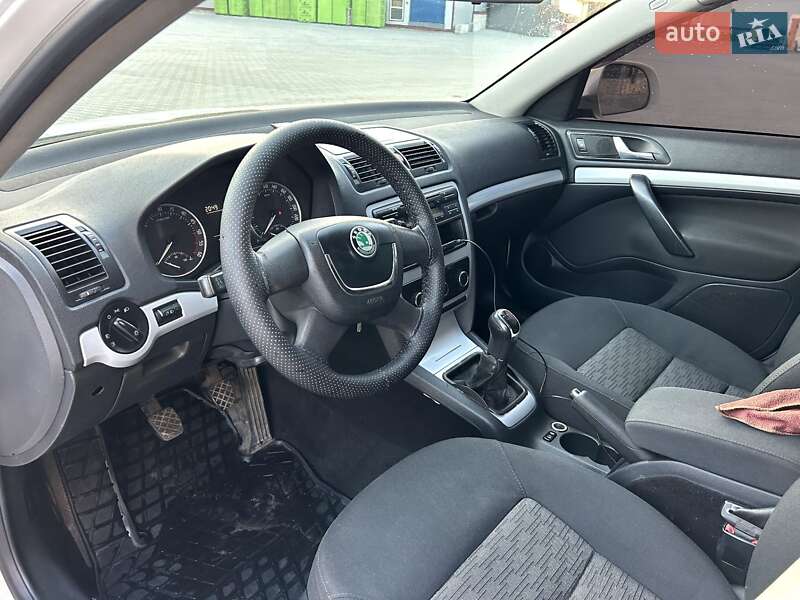Лифтбек Skoda Octavia 2011 в Львове