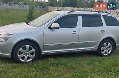 Универсал Skoda Octavia 2010 в 