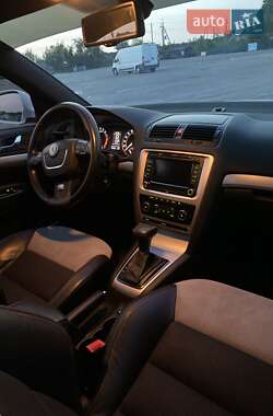 Универсал Skoda Octavia 2010 в 