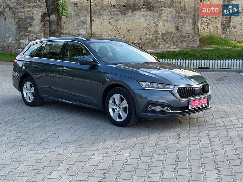 Універсал Skoda Octavia 2021 в Бережанах