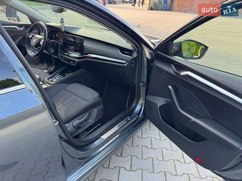 Універсал Skoda Octavia 2021 в Бережанах