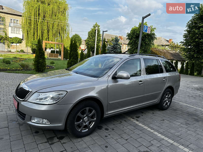 Универсал Skoda Octavia 2011 в Нововолынске