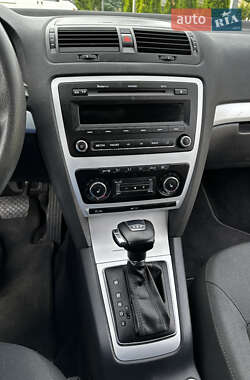 Универсал Skoda Octavia 2011 в 