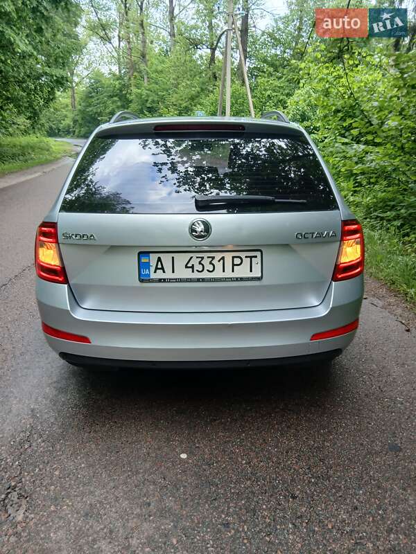 Універсал Skoda Octavia 2015 в Львові