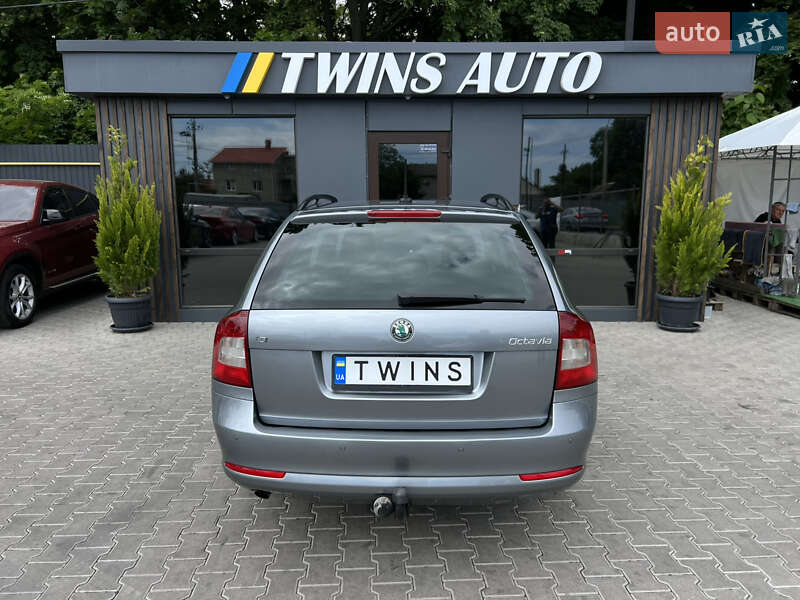 Универсал Skoda Octavia 2012 в Одессе