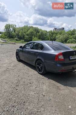 Лифтбек Skoda Octavia 2011 в 
