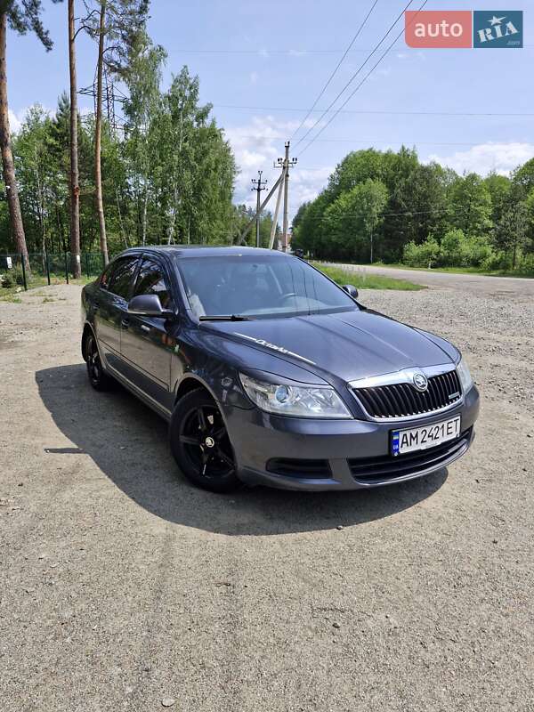Лифтбек Skoda Octavia 2011 в 