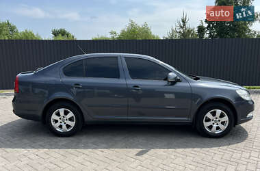 Лифтбек Skoda Octavia 2011 в 
