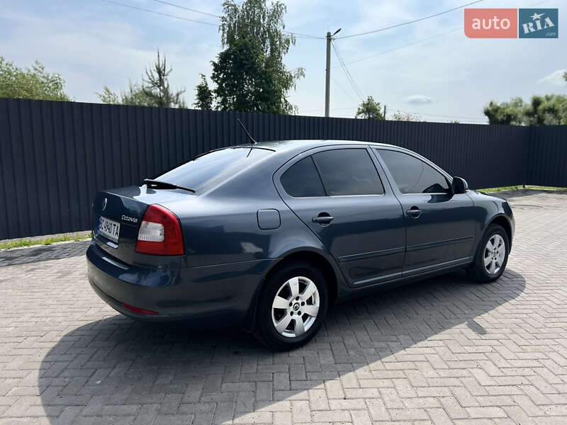 Ліфтбек Skoda Octavia 2011 в Шептицькому